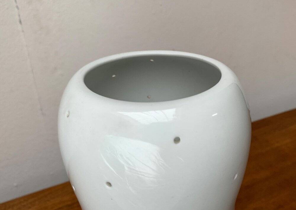 Postmodern porcelain table lamp from Ikea, 2000s.