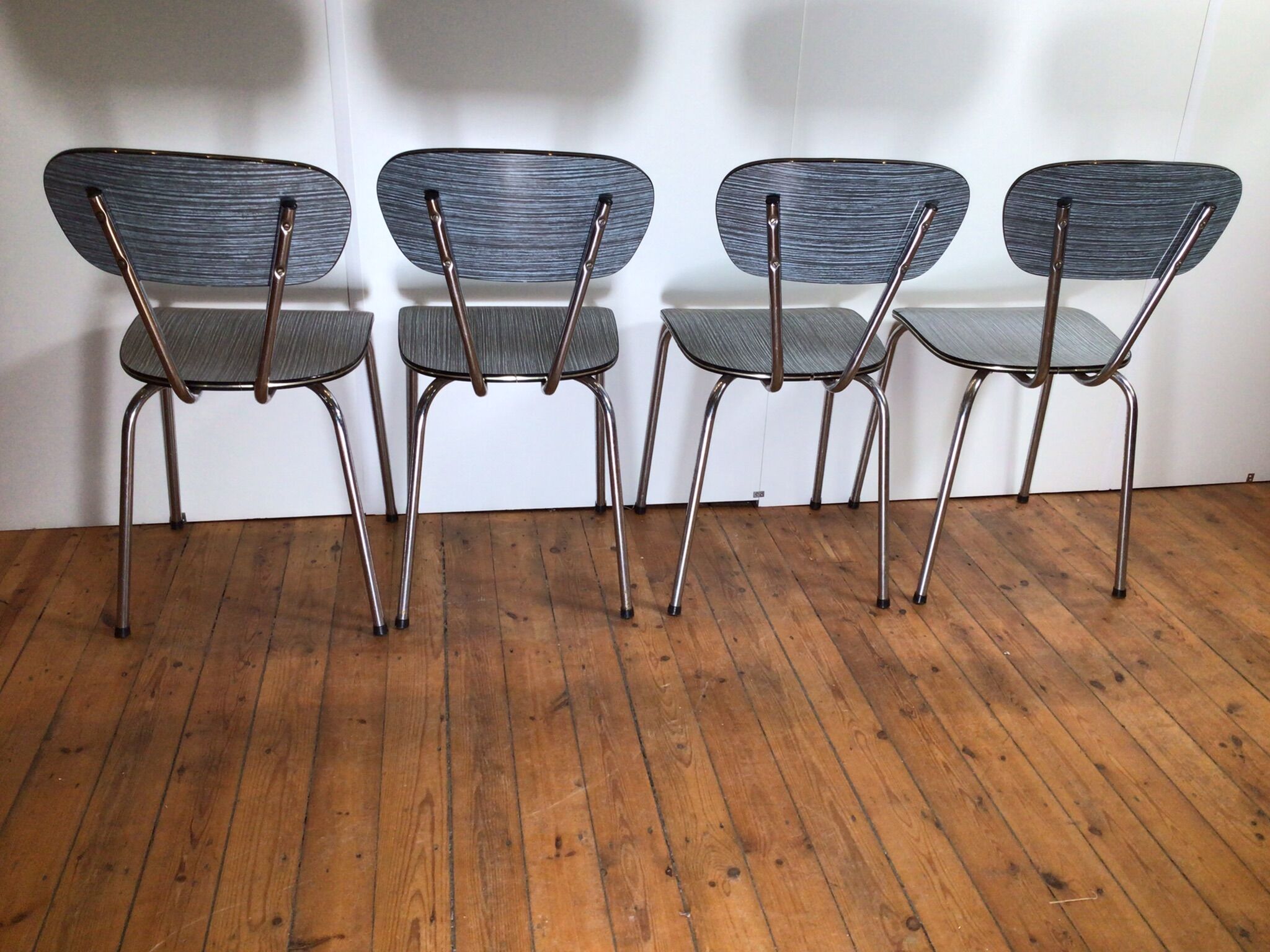 4 formica dining chairs
