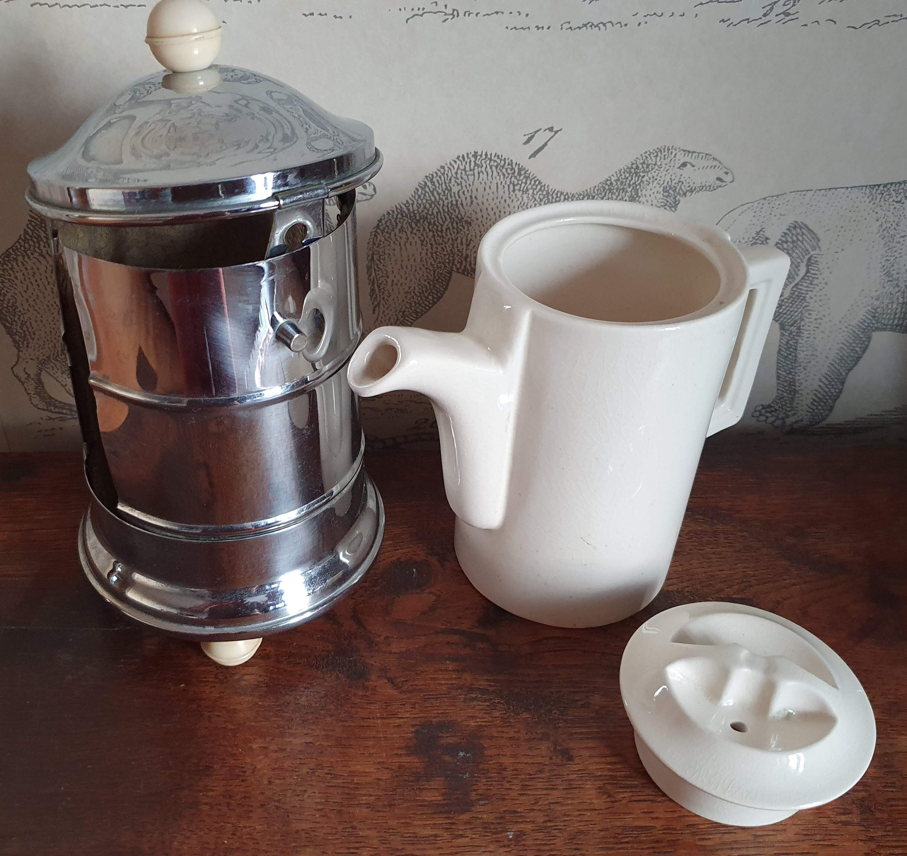 Art Deco kraft kosy coffee maker
