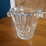 Ice bucket