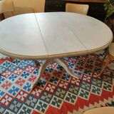 Round table central base Gustavian style