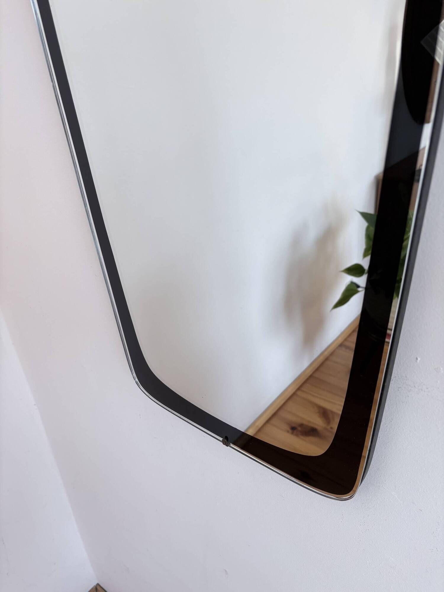 Large, asymmetrical Rockabilly-style crystal mirror, 1960s.