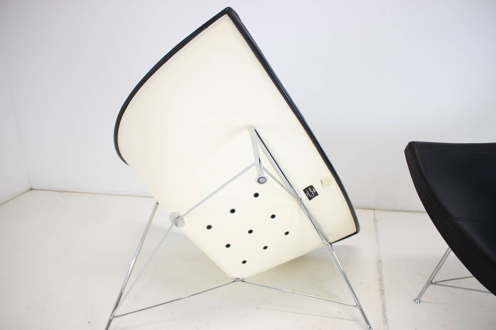 Set of Two Leather Original George Nelson Coconut Chairs, Vitra