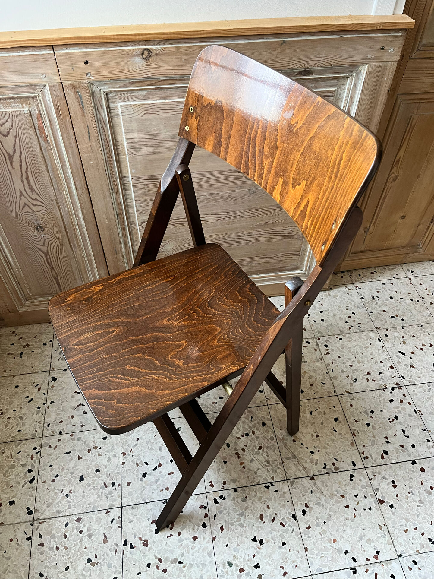 Baumann folding chair