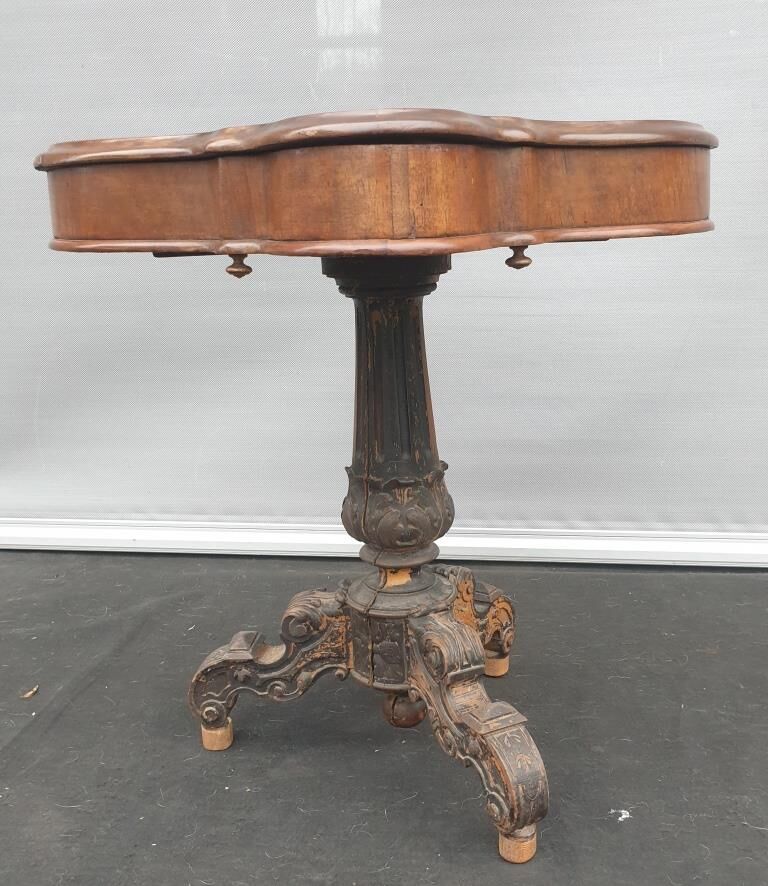 Louis Philippe violin lounge table 1830
