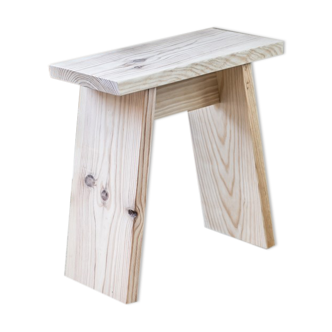 Japanese stool in solid pine from the moors