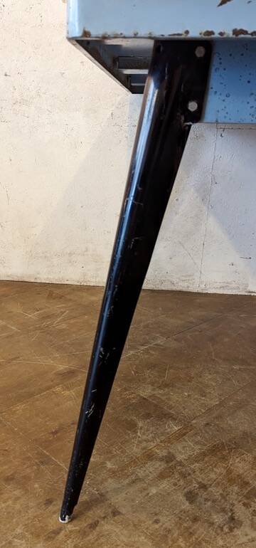 Tolix T55 kitchen table by Xavier Pauchard.