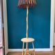 Lampadaire liseuse vintage en rotin