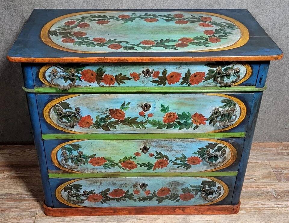Italian chest of drawers from the Lombardy region in lacquered and painted wood circa 1850