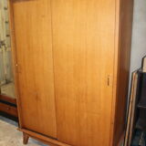Armoire vintage