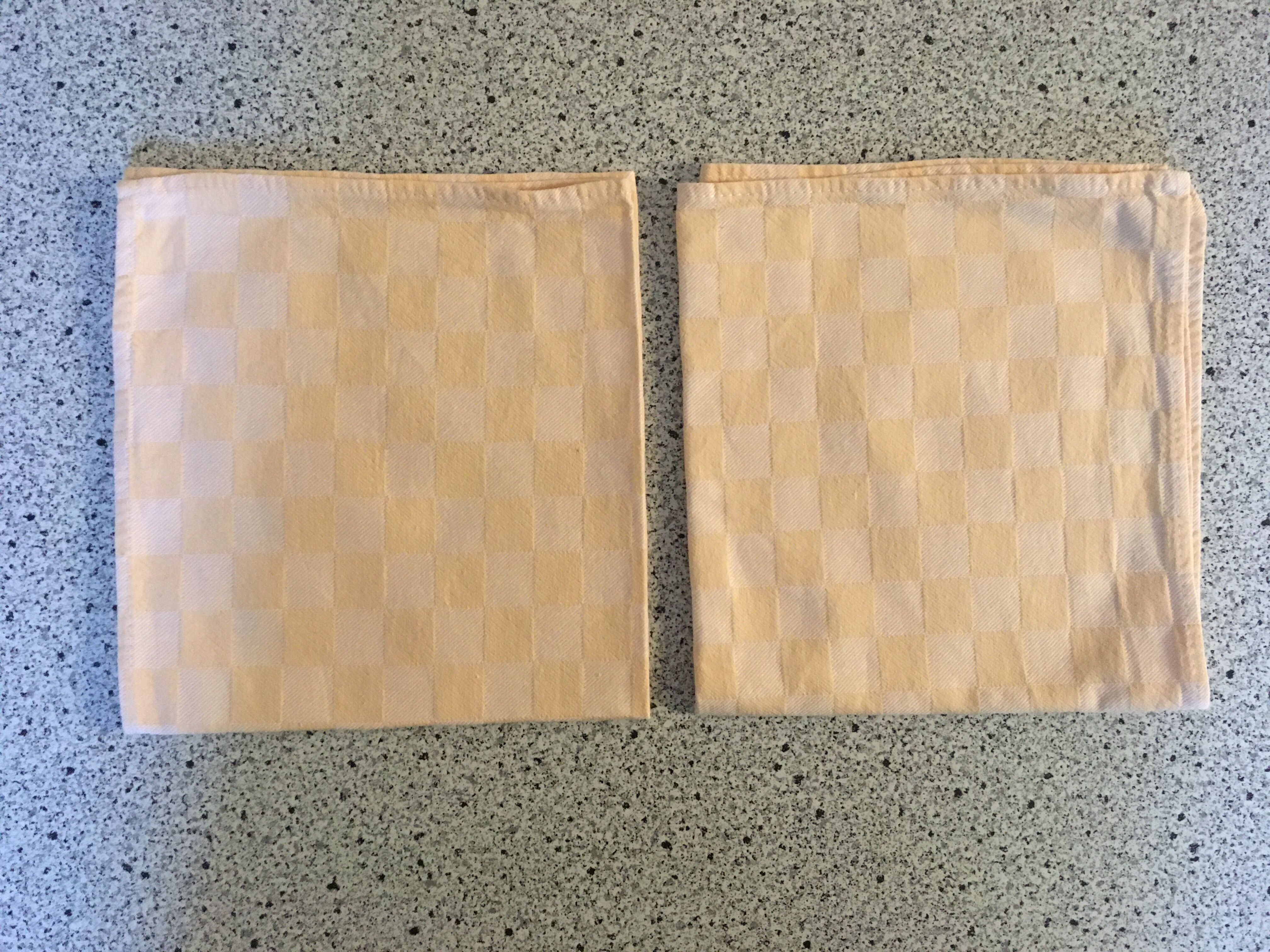 Duo of towels tea towels 37 x 40 damask orange melon