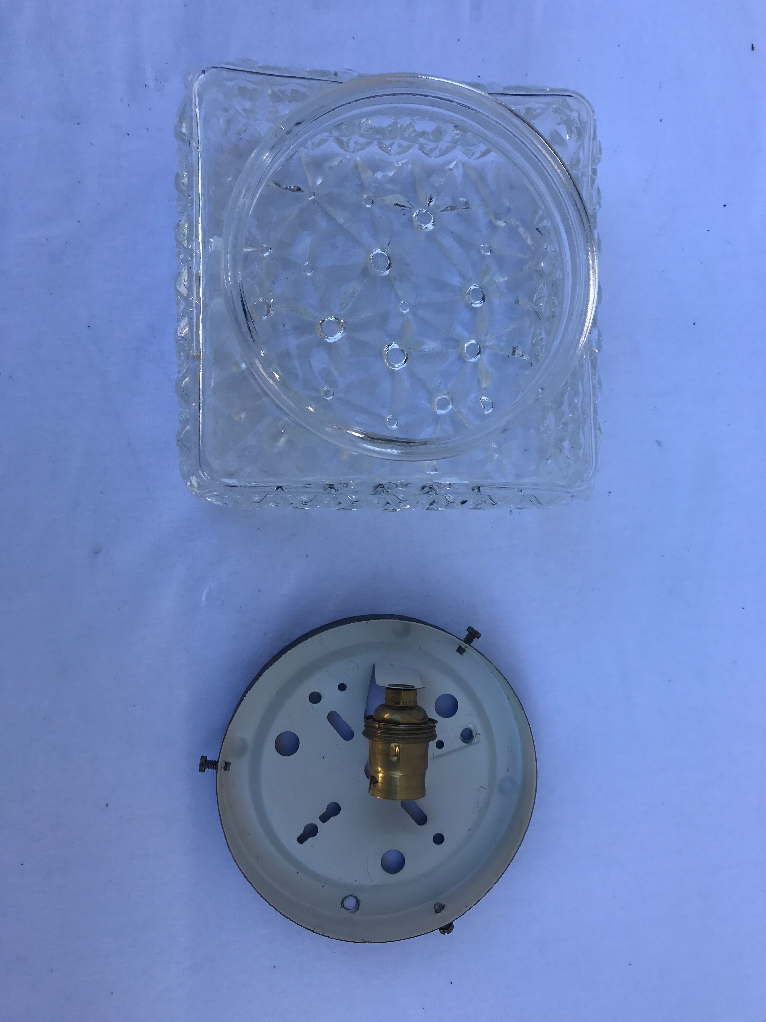 Plafonnier métal noir verre moulé transparent années 50