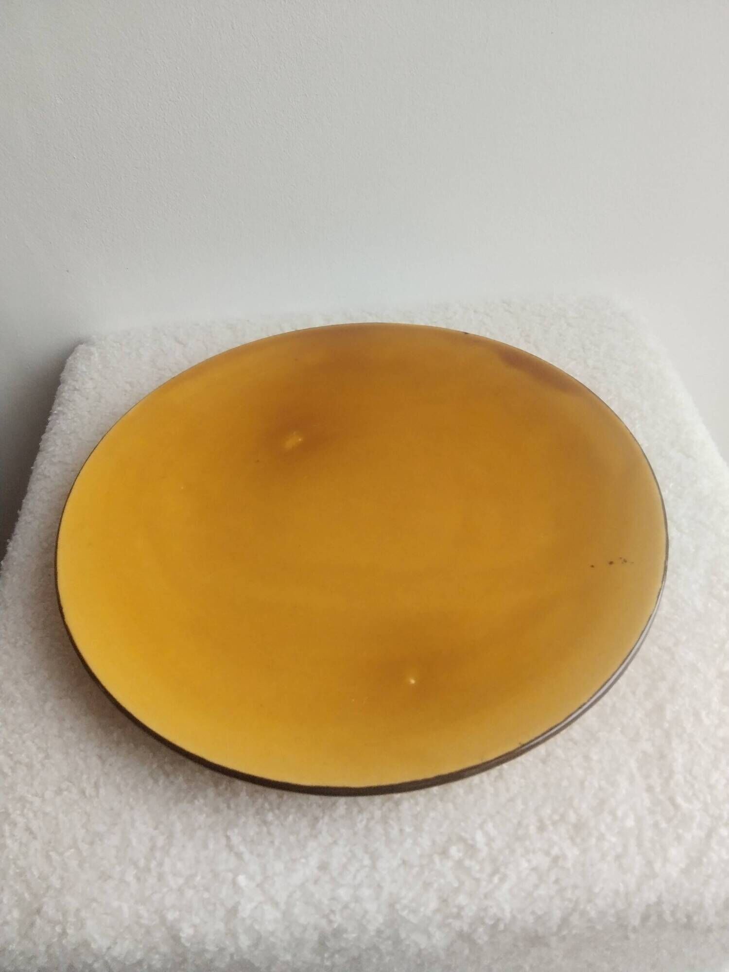 Glazed ceramic cheese dome