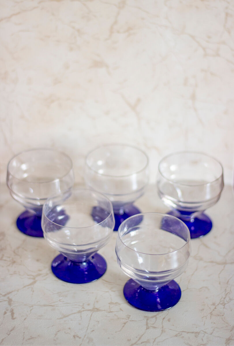 5 verres pied bleu style art déco