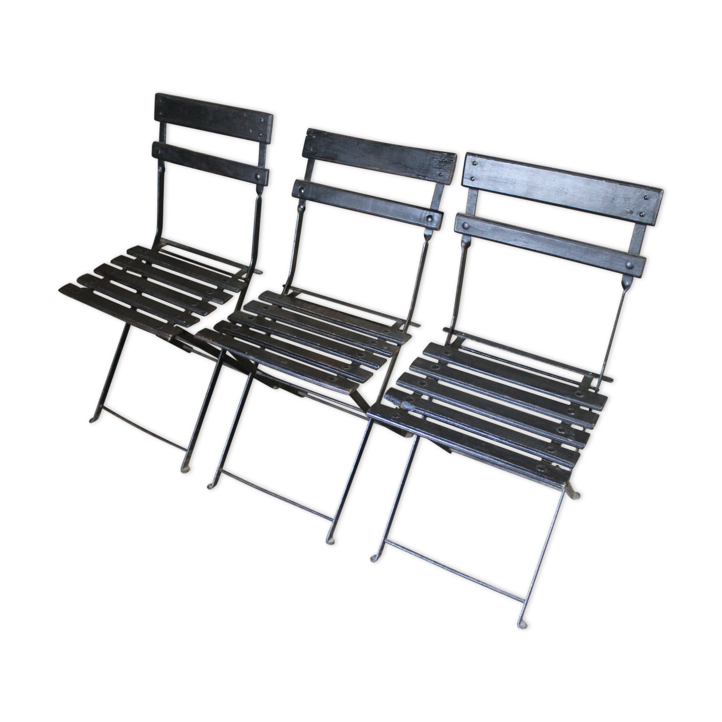 Lot of three garden chairs