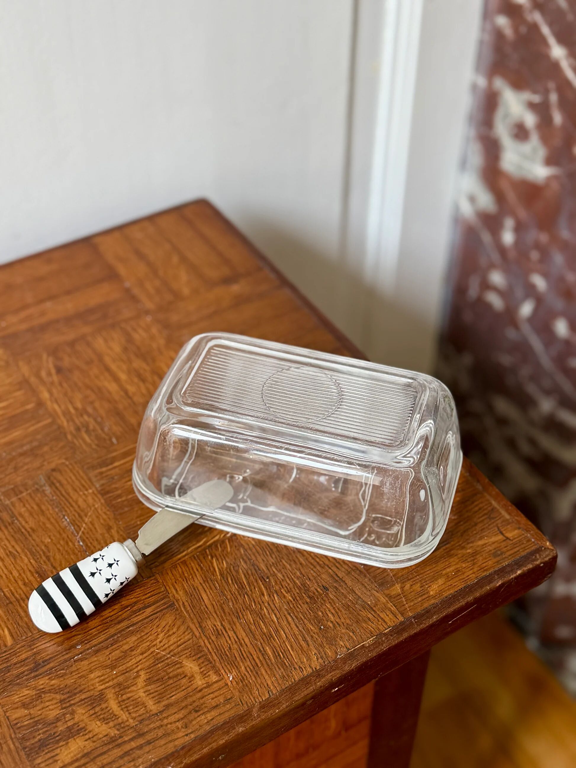 Luminarc butter dish France