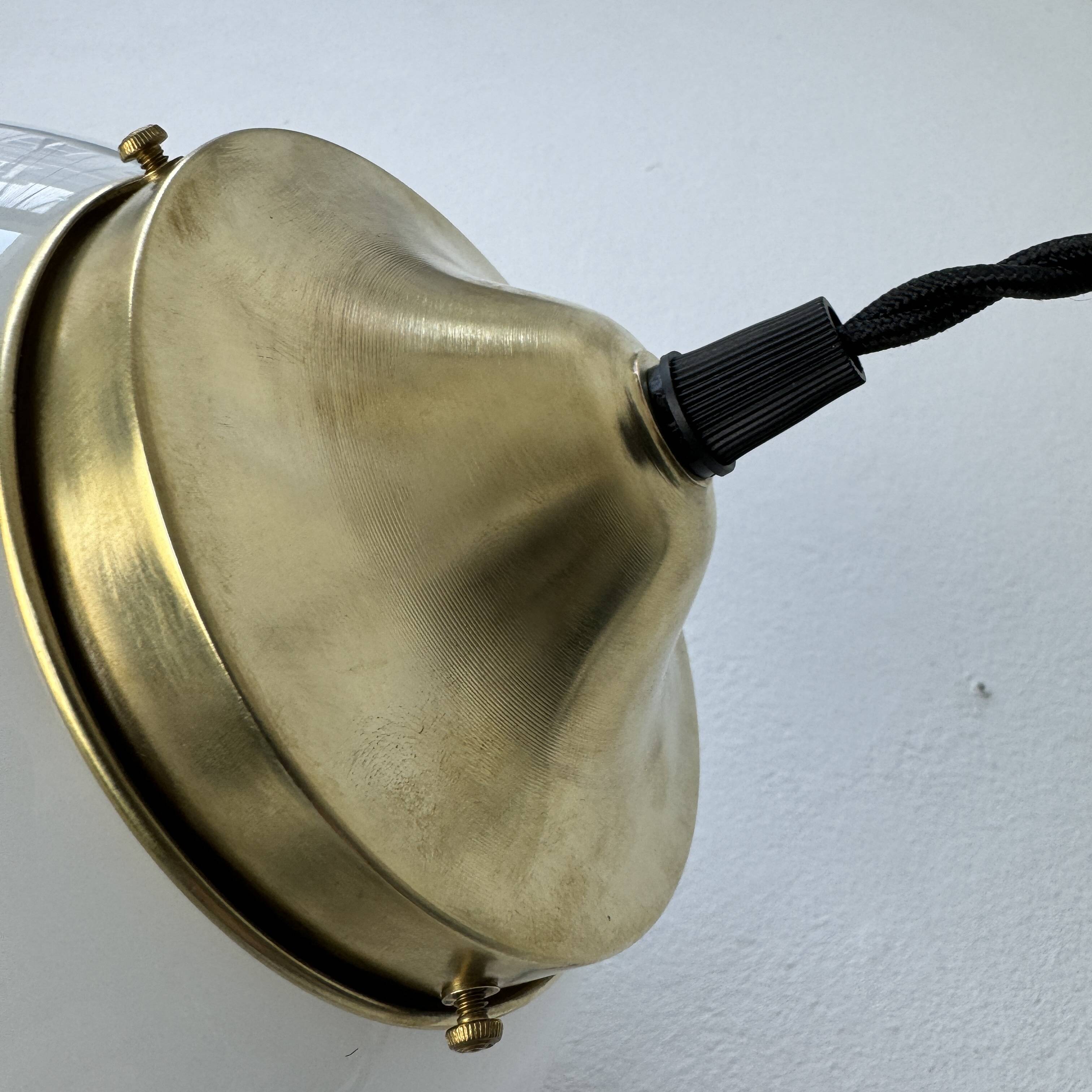 Old round pendant light 18 cm in vintage opaline
