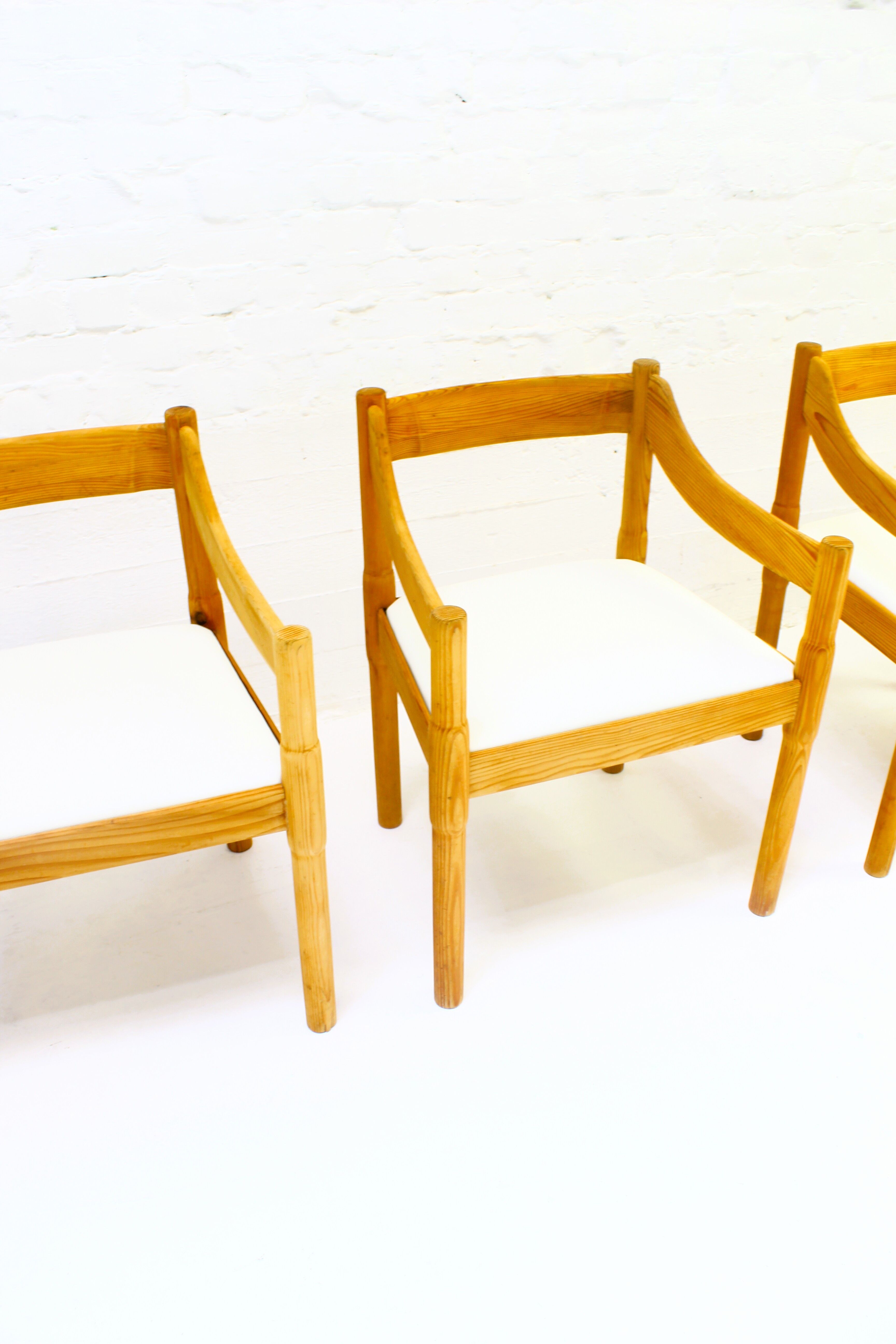 4 dining chairs "Carimate" by Vico Magistretti for Cassina,