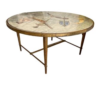 Marbre italien orné de pistolets et de poignards de l'OTAN