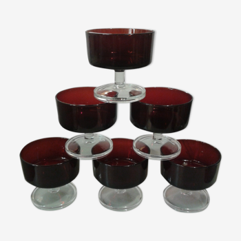 Série 6 coupes en verre rouge des années 70
