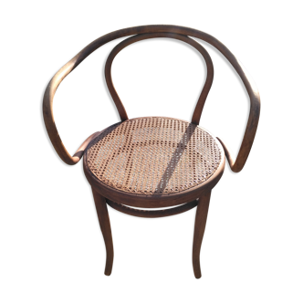 Chair J.J Kohn says "Le Corbusier"