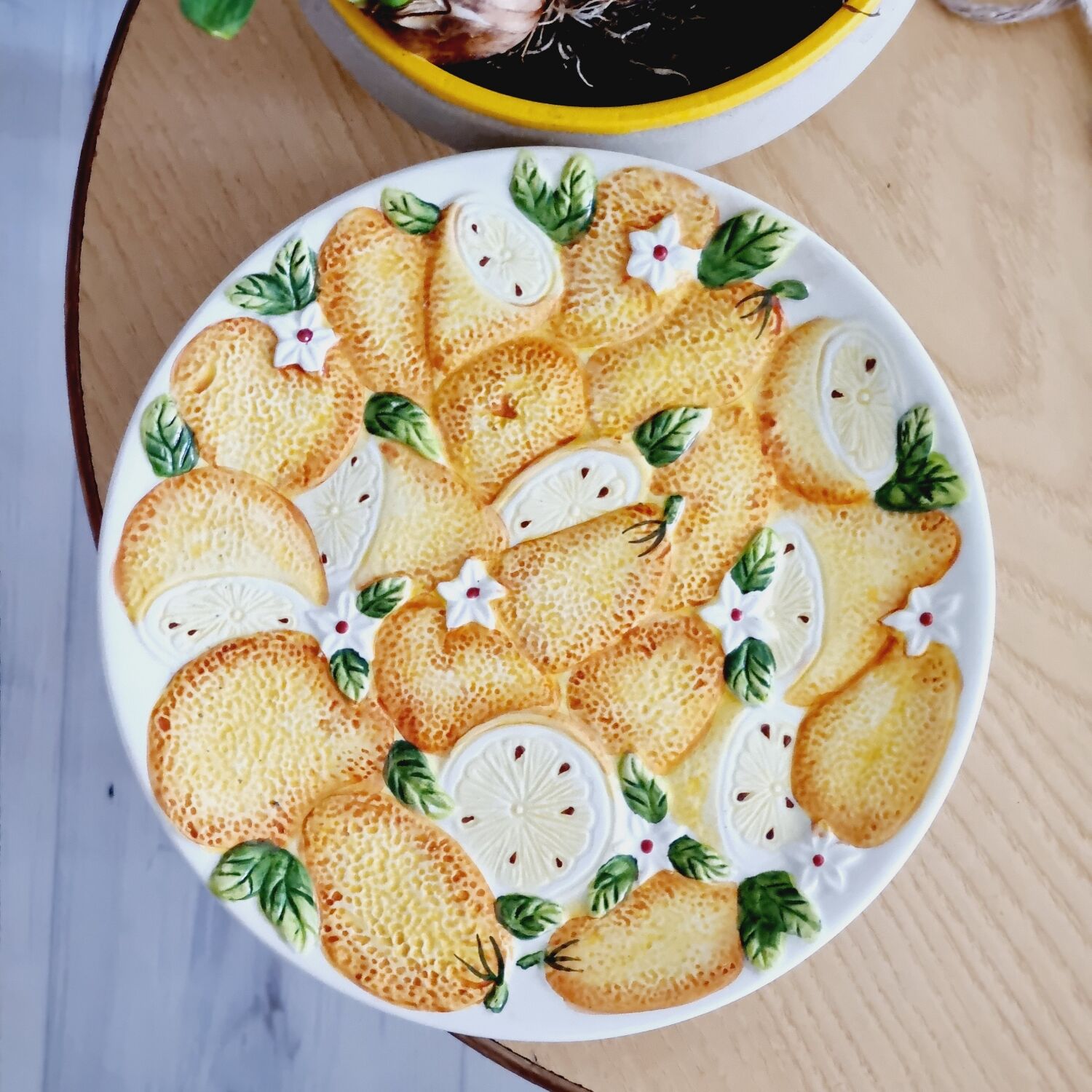 6 orange slip plates