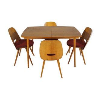 Chaises et table à manger de Tatra, années 1960