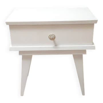 Vintage bedside table with tapered legs