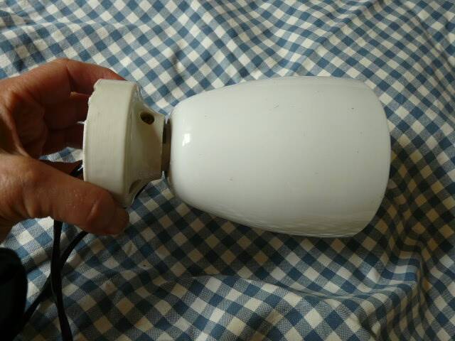 Art Deco style opaline porcelain wall lamp