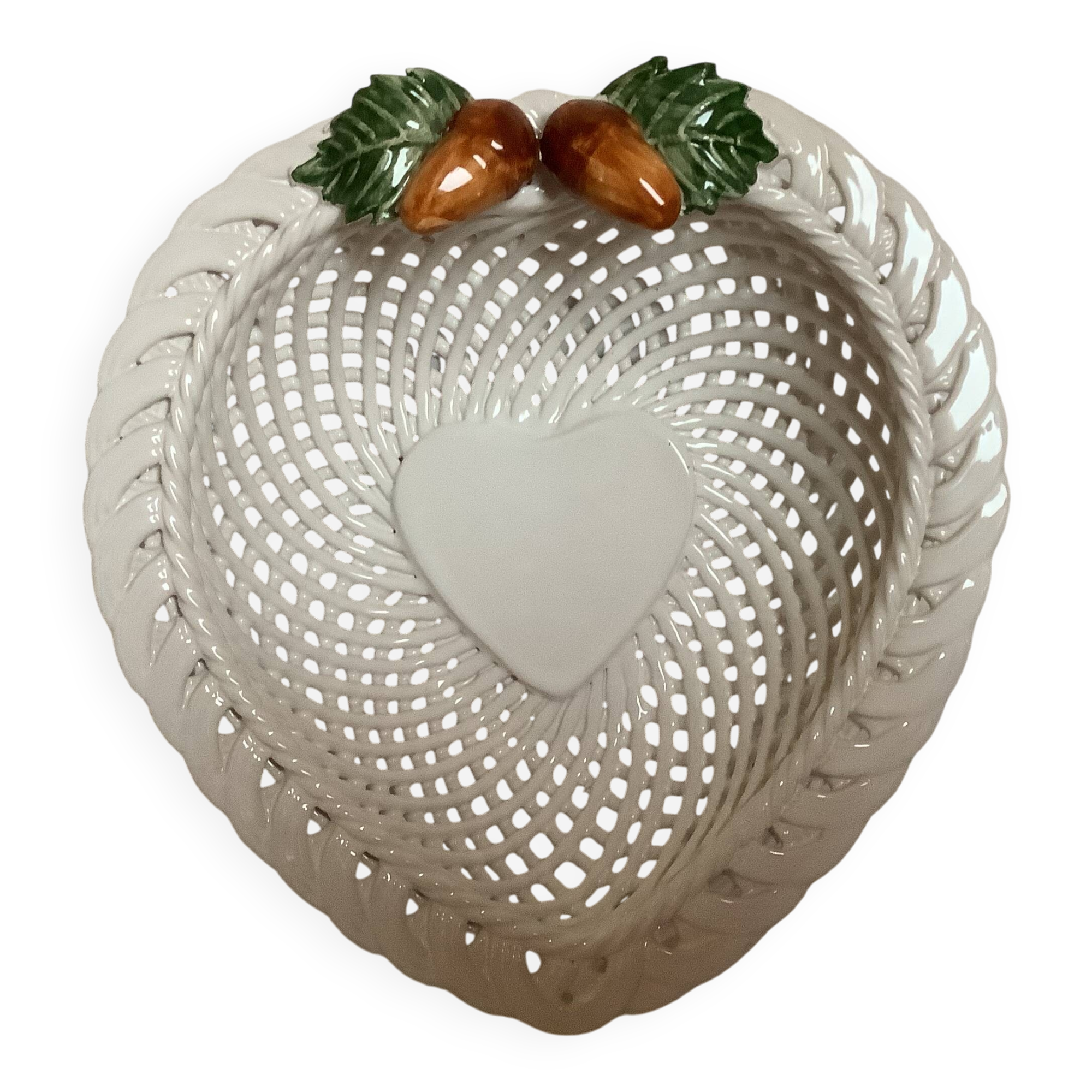 Woven ceramic nut bowl