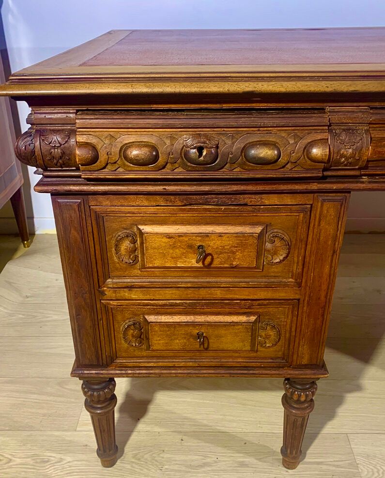 Renaissance style desk in solid oak, richly carved