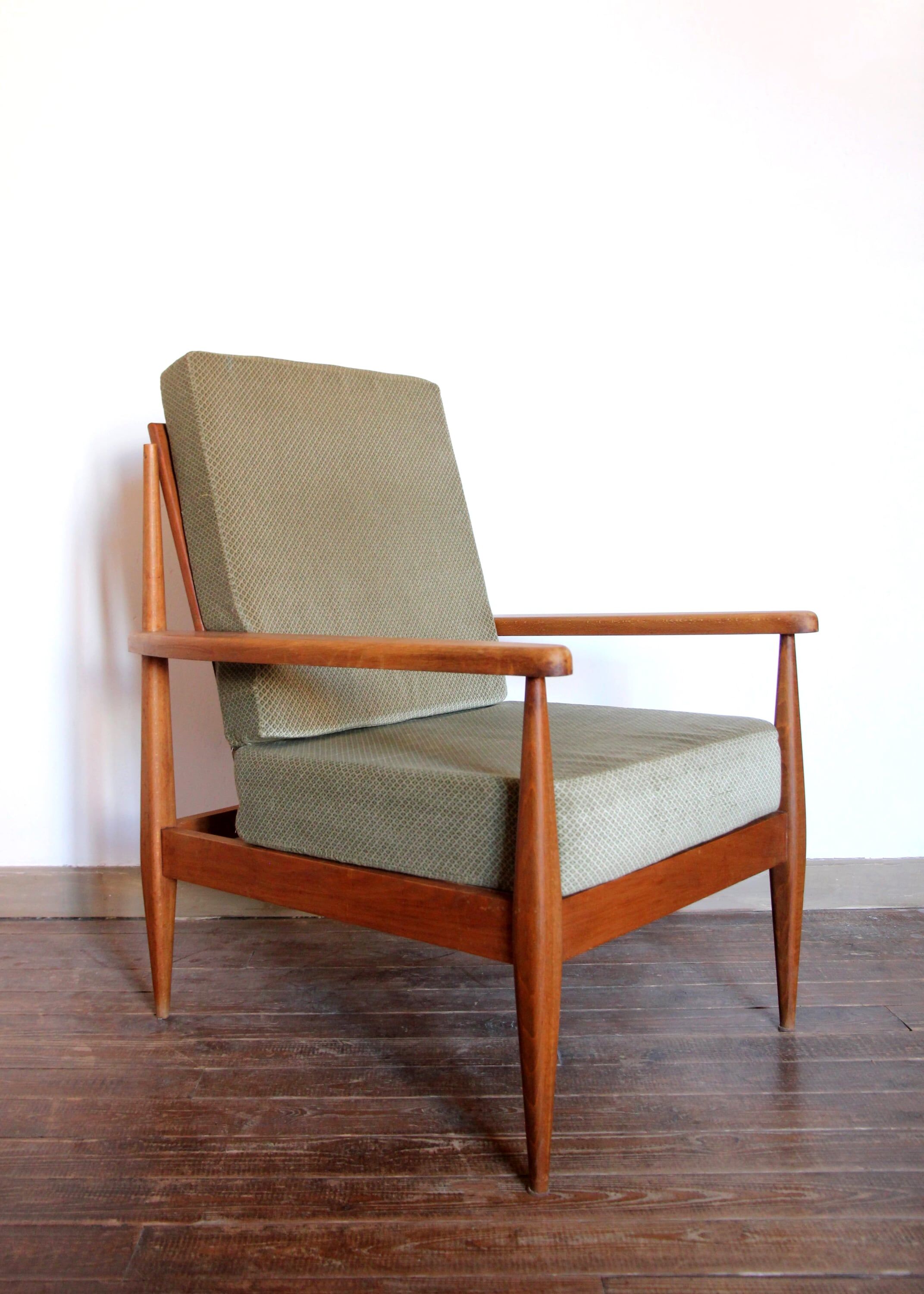 Paire de fauteuils scandinaves