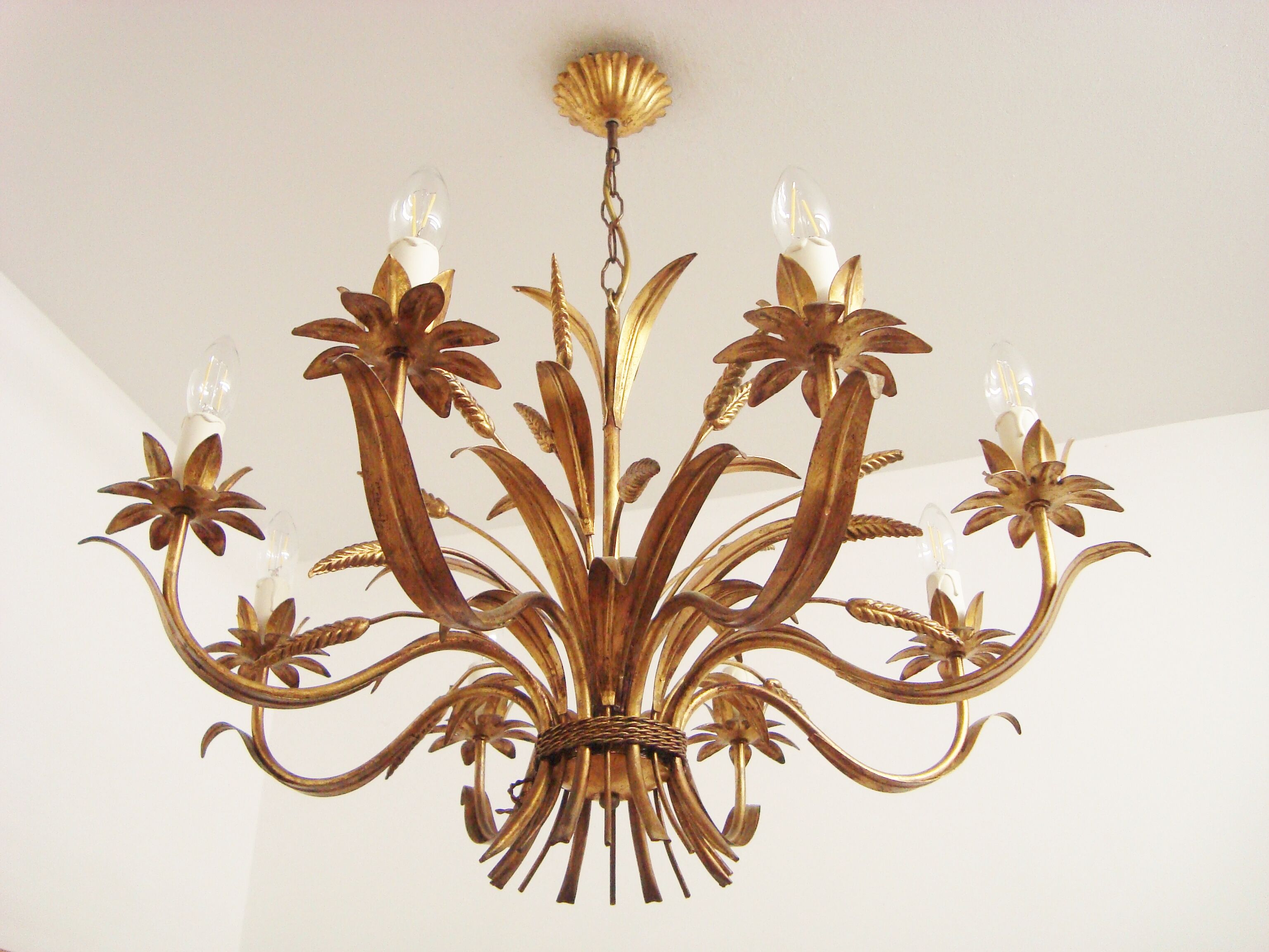 Lustre blé vintage à huit bras en metal doré