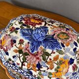 Soupière et plat Gien décor Pivoines, XXe siècle