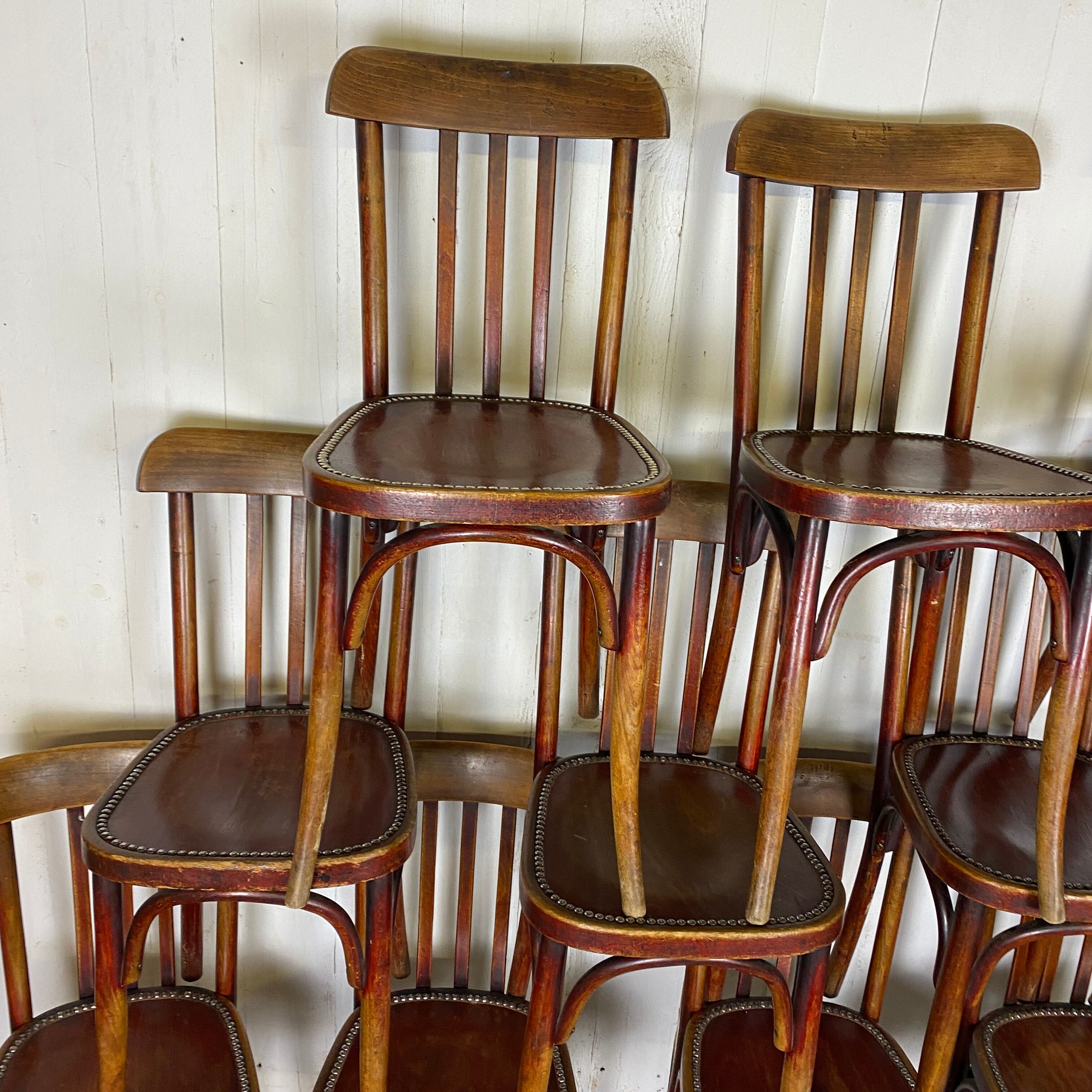12 chaises bistrot