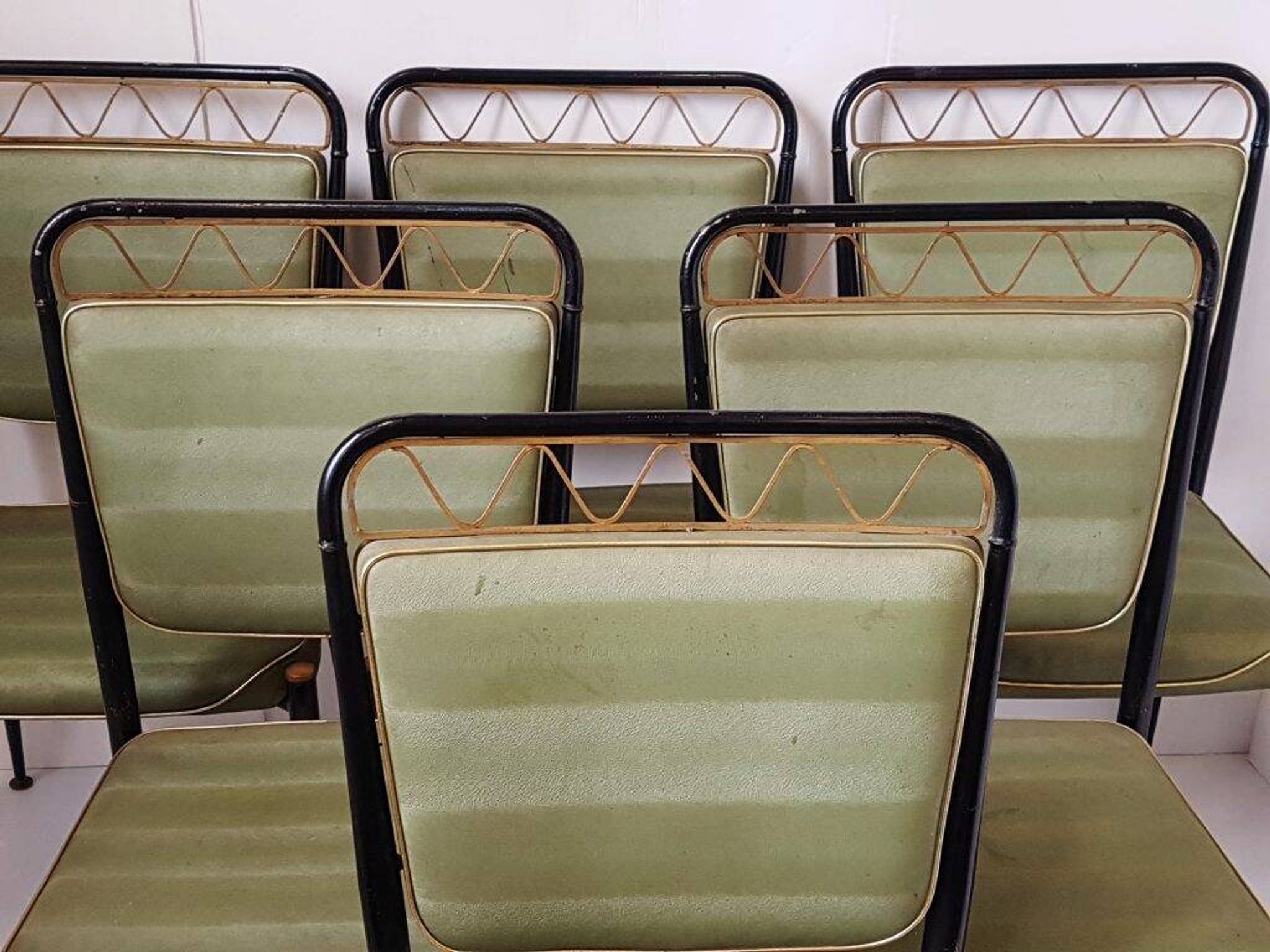 Suite de 6 chaises vintage 1950