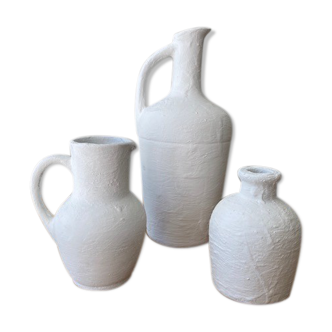 Set of 3 sandstone vases
