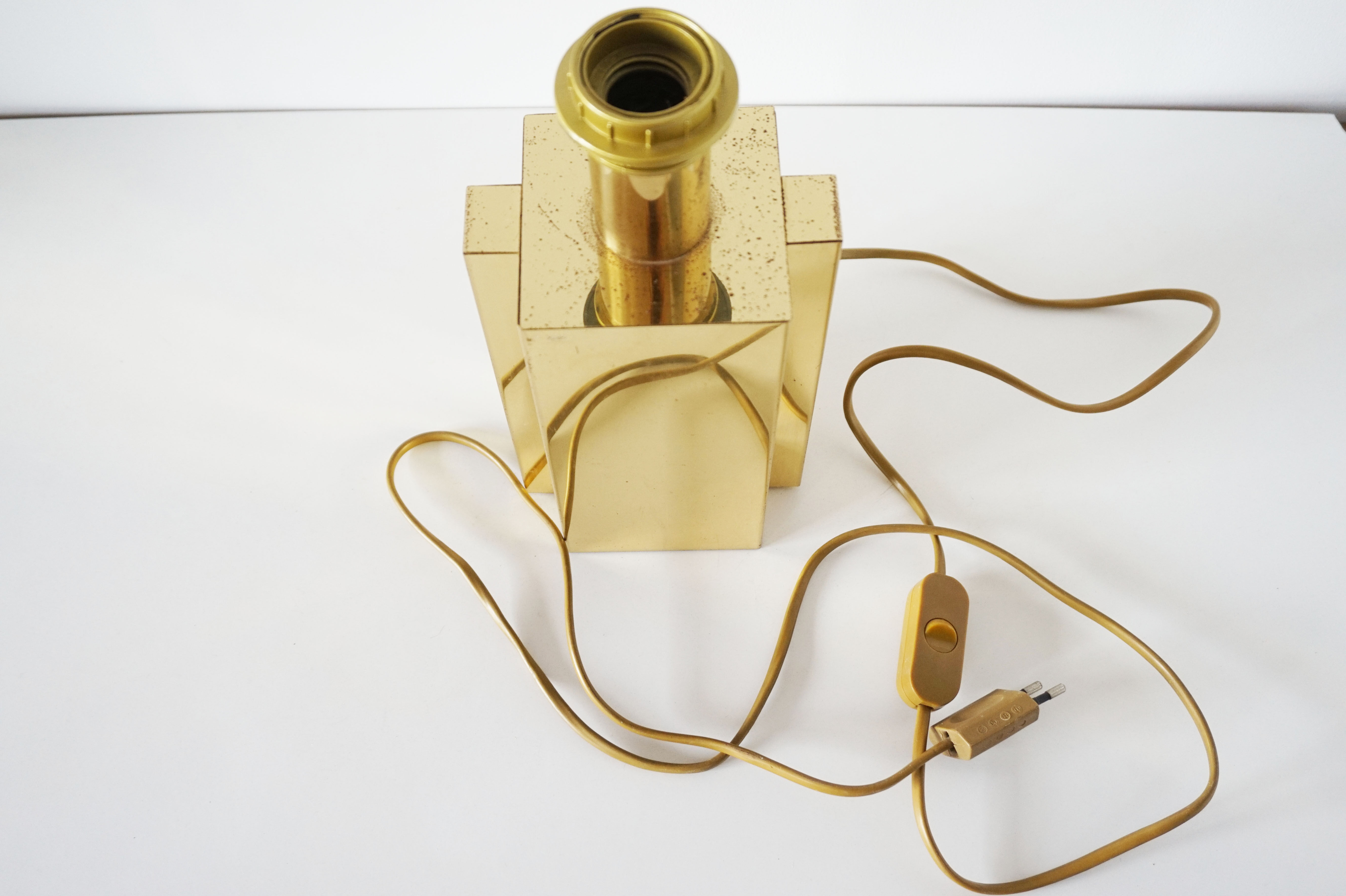 Vintage gold metal lamp foot