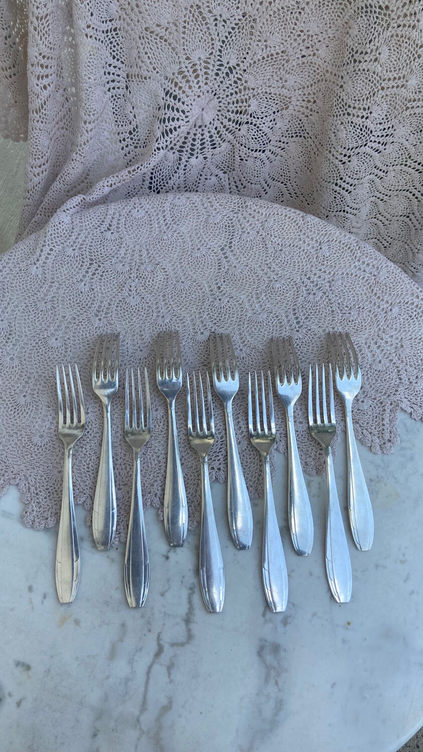 Apollo vintage 1950s silver-plated 35-piece cutlery set