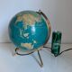 Globe  vintage 1977 terrestre verre tripode doré Taride - 28 cm