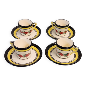 4 tasses et sous tasses Henriot Quimper France, motif floral