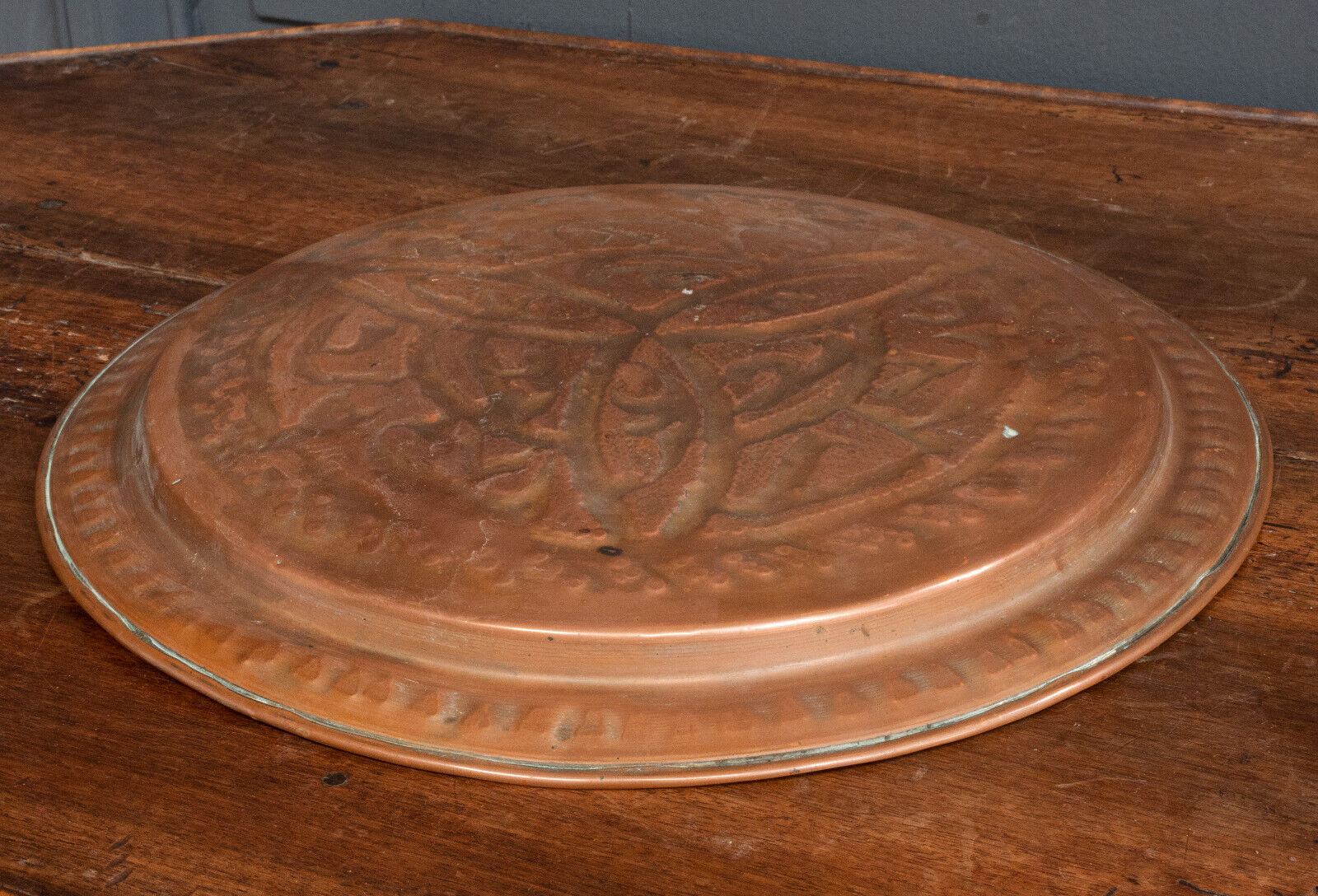 Oriental tray in copper or brass engraved XXth