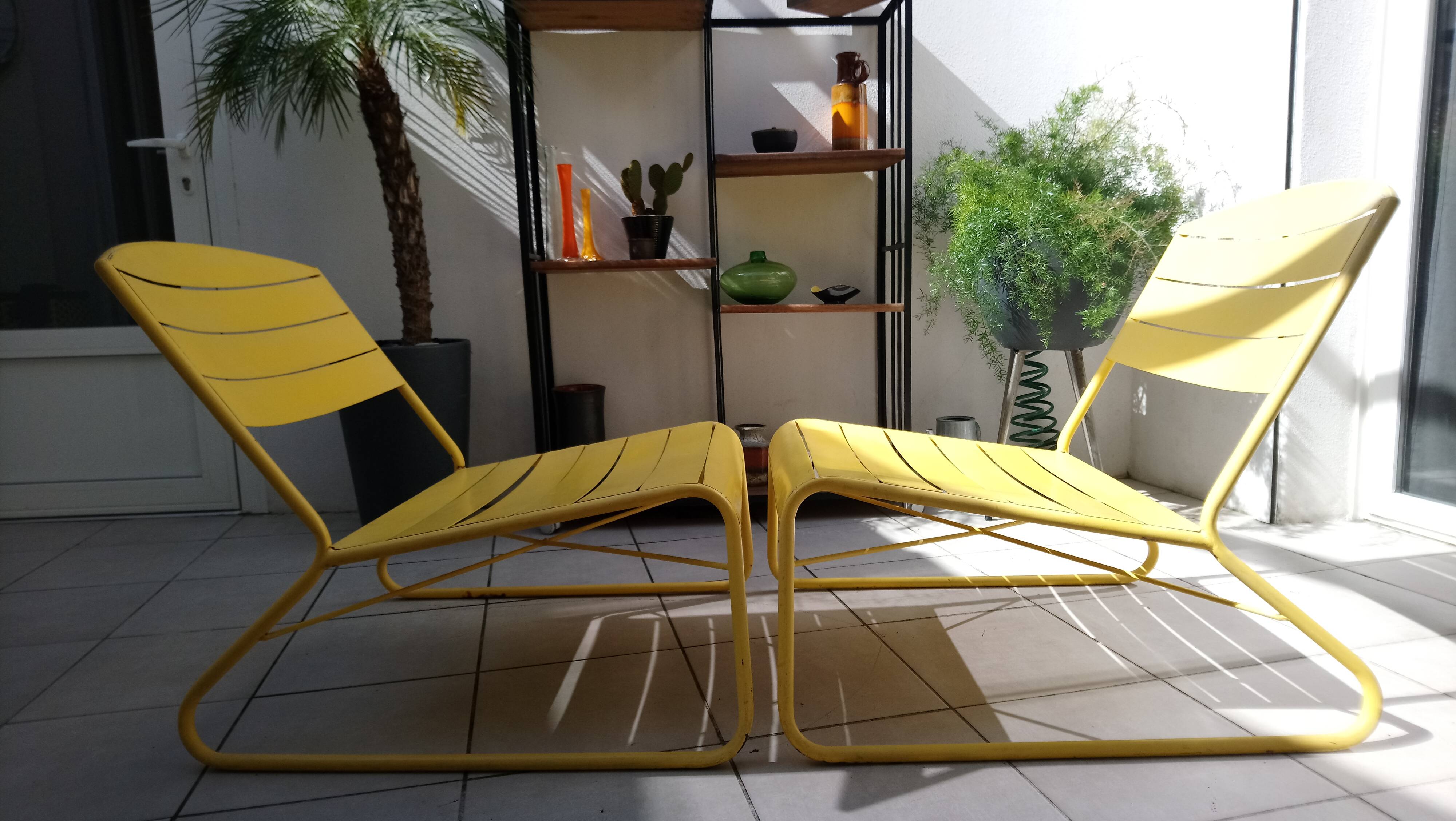 Pair of vintage garden drivers