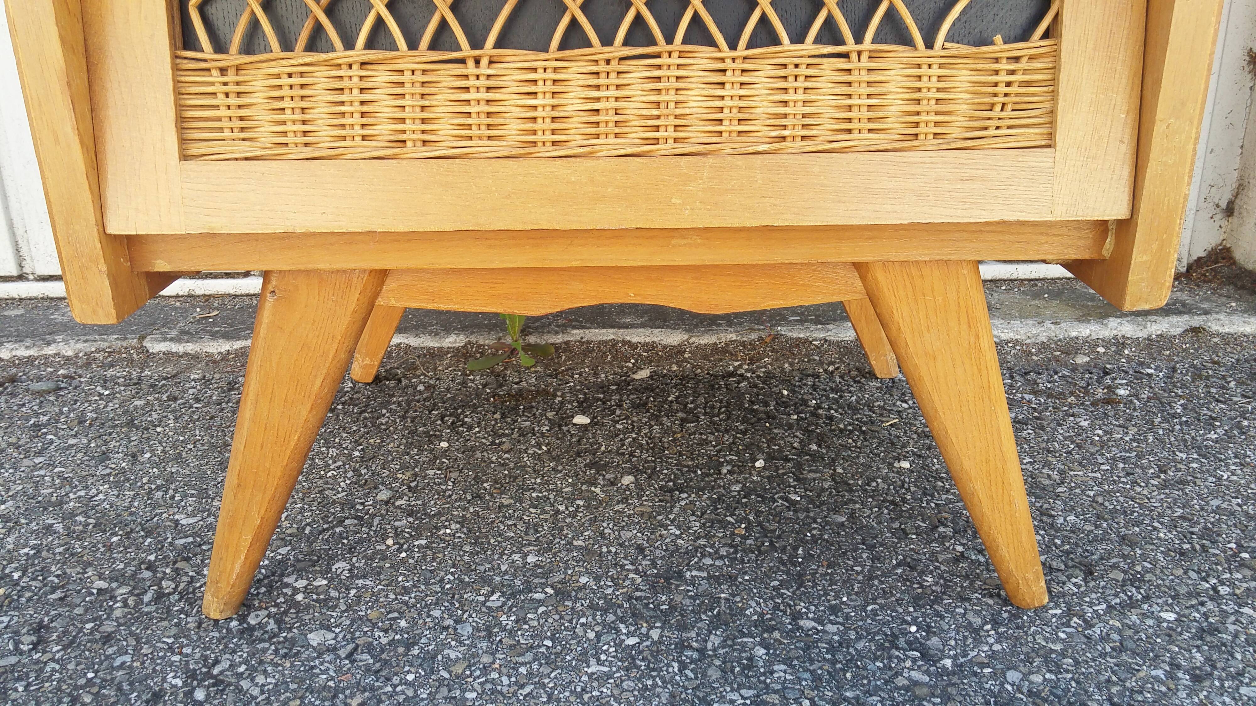 Dresser in oak and wicker