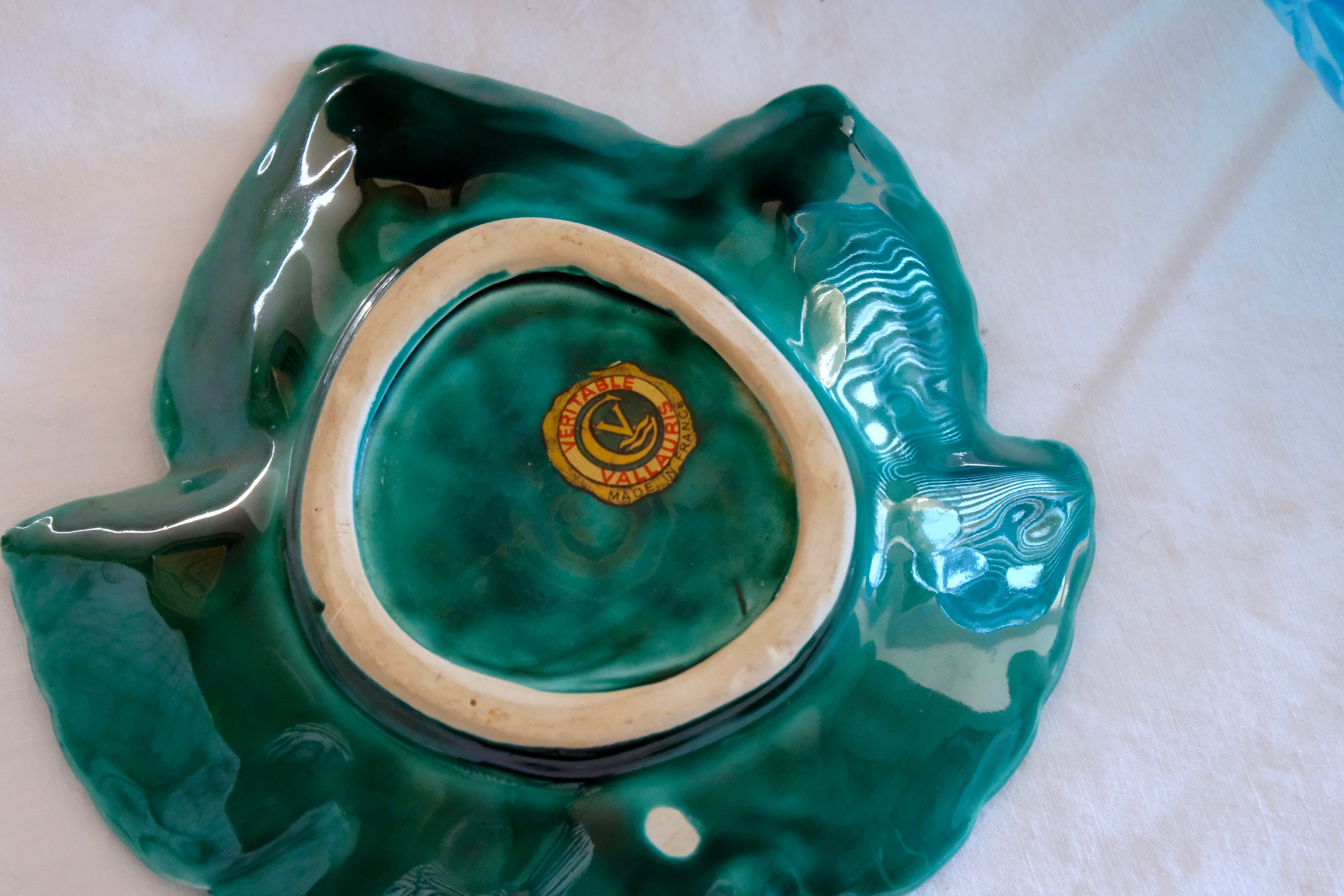 Vallauris vine leaf 1950 dabbling cup