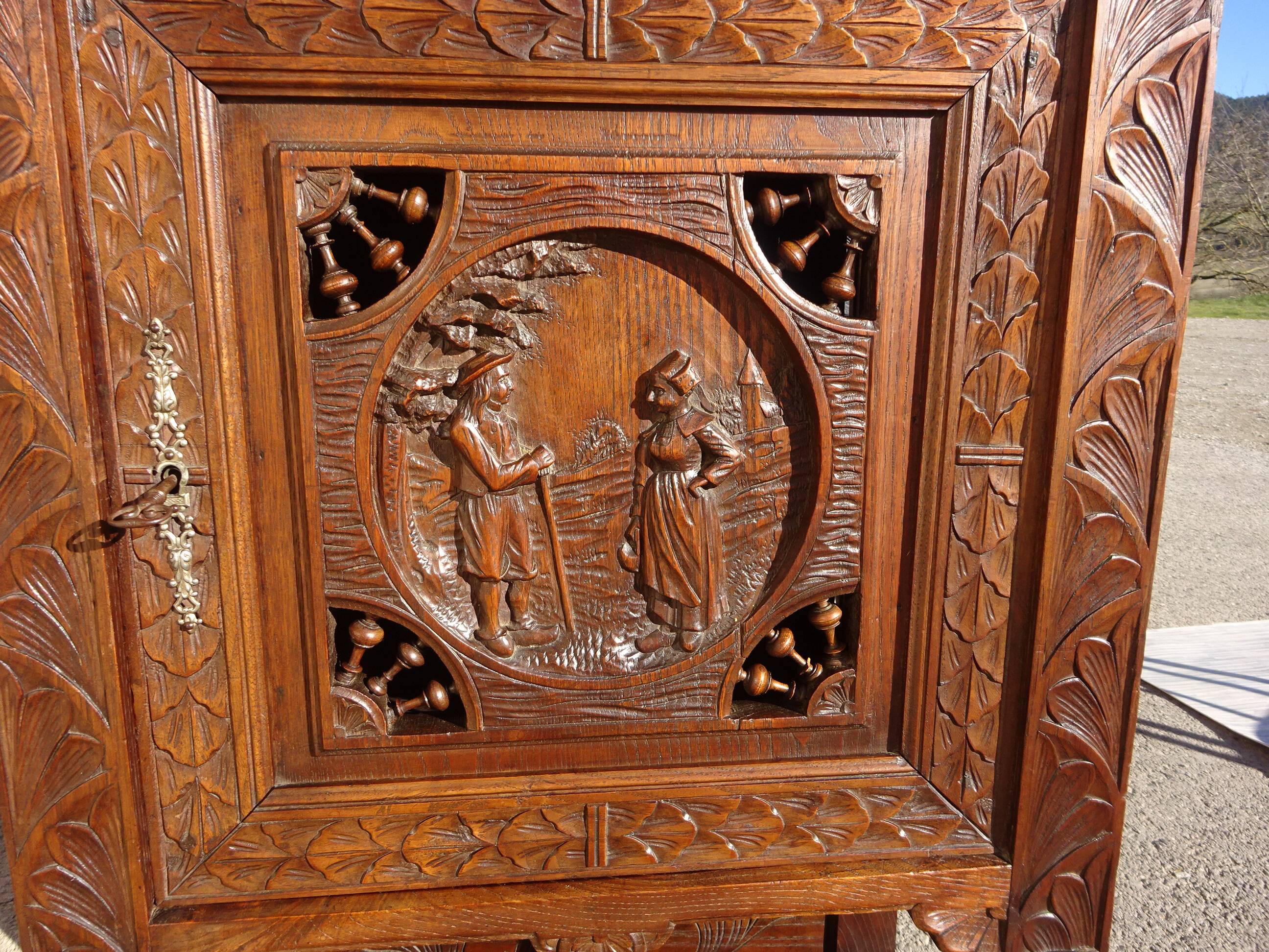 Old Breton dresser buffet