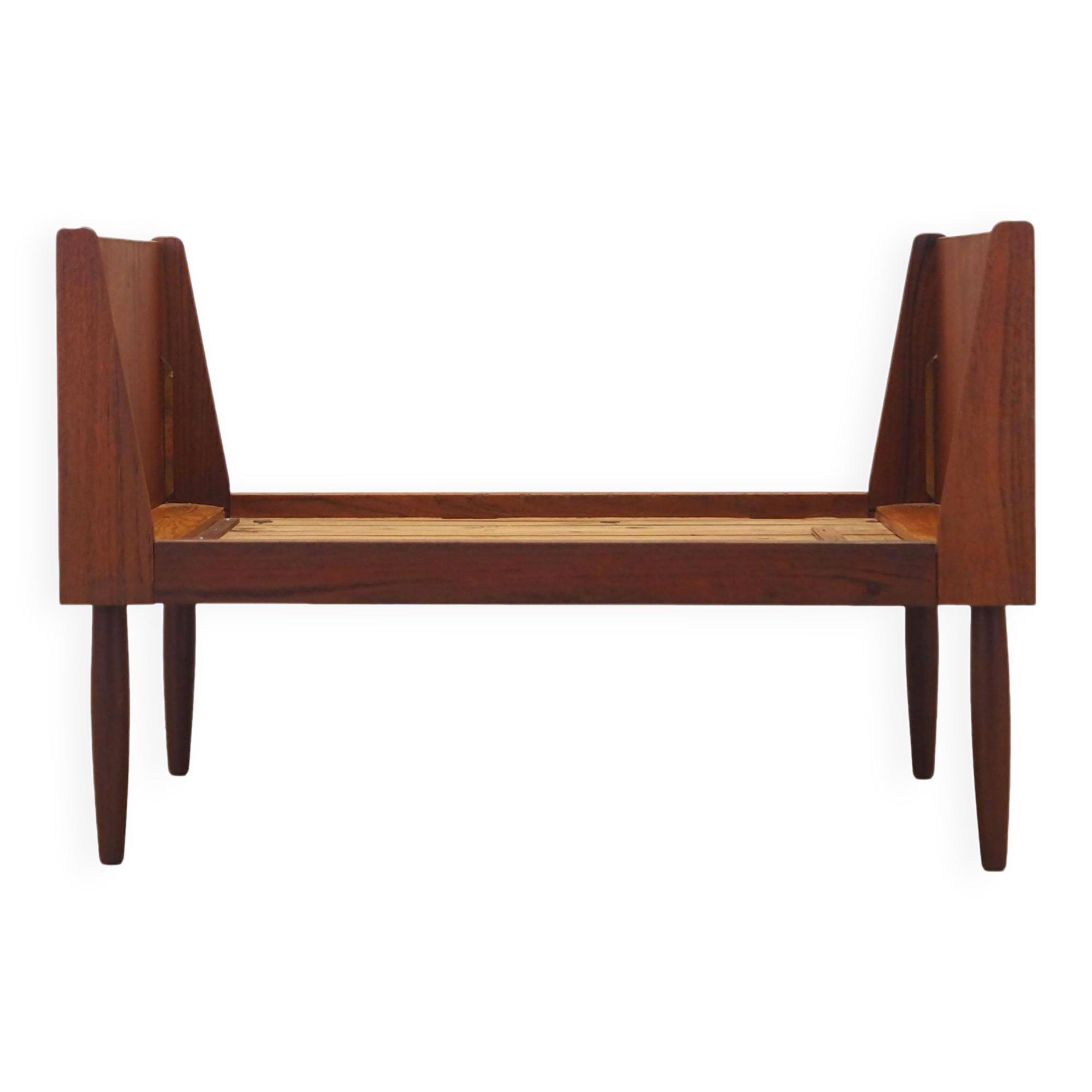 Lit en teck, design danois, années 1970, fabriqué au Danemark