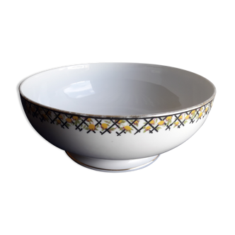 Porcelain bowl signed U M L