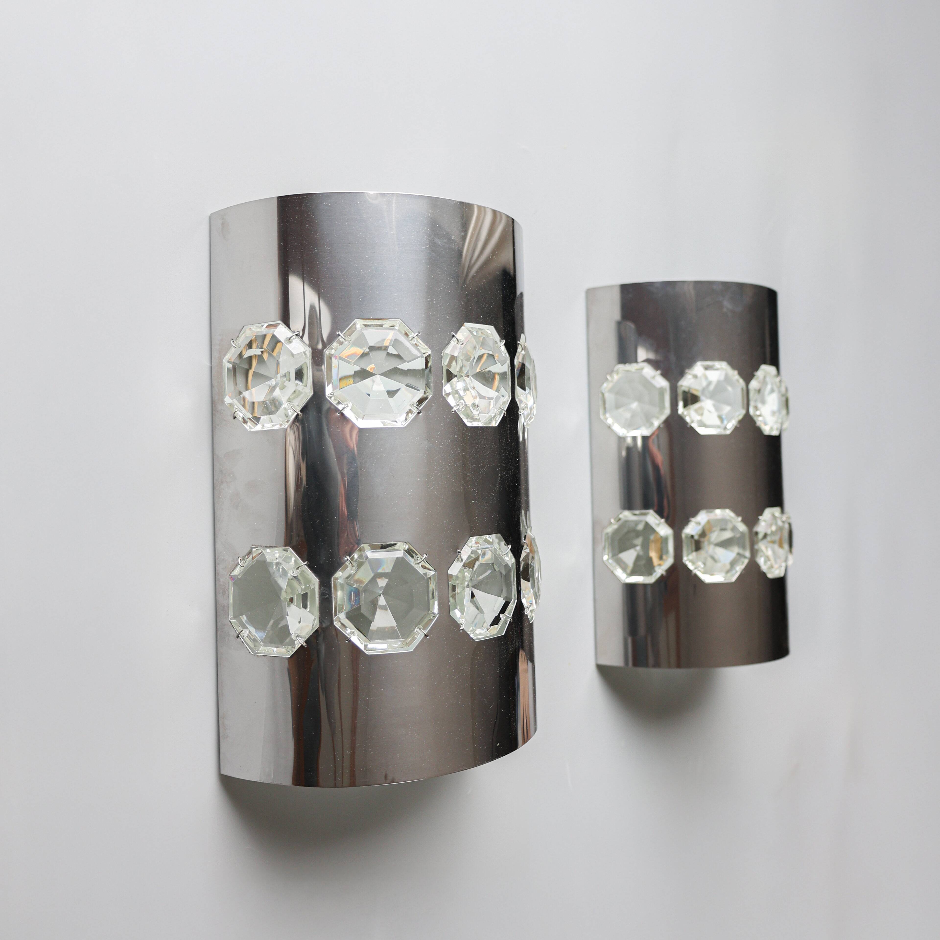 Set of 2 chromed / glass sconces by Oscar Torlasco, 1970s, Italy.