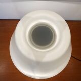 Guzzini lamp, white lacquered metal, height 55cm, 1970s vintage